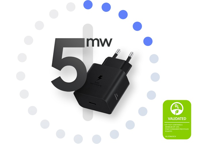 블랙 색상의 삼성 45W 정품 충전기가 '5mW'라고 적힌 텍스트와 함께 놓여져 있습니다. 오른쪽 하단에는 UL.COM/ECV'라고 적힌 UL 환경 클레임 검증 마크가 표시되어 있습니다.