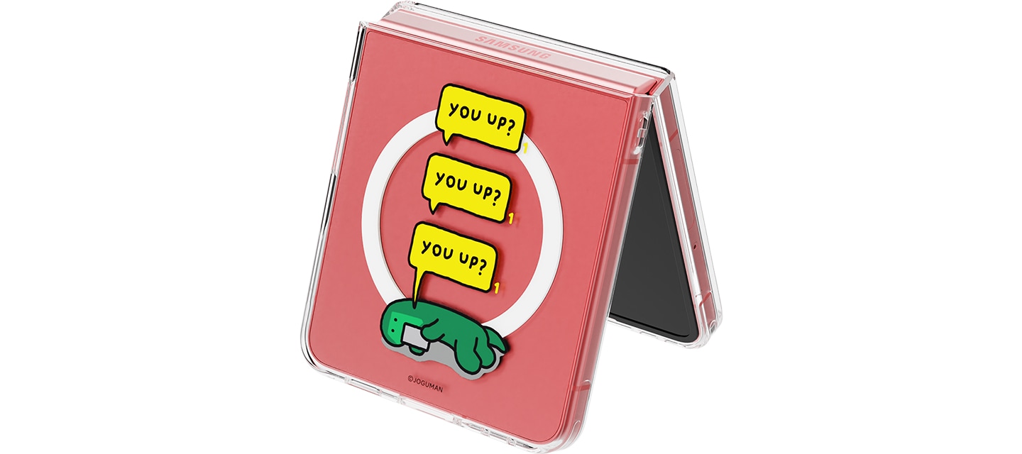 조구만 브라키오 버라이어티 마그넷 케이스를 장착한 갤럭시 Z 플립7이 살짝 펼쳐진 상태로 세워져 있습니다.