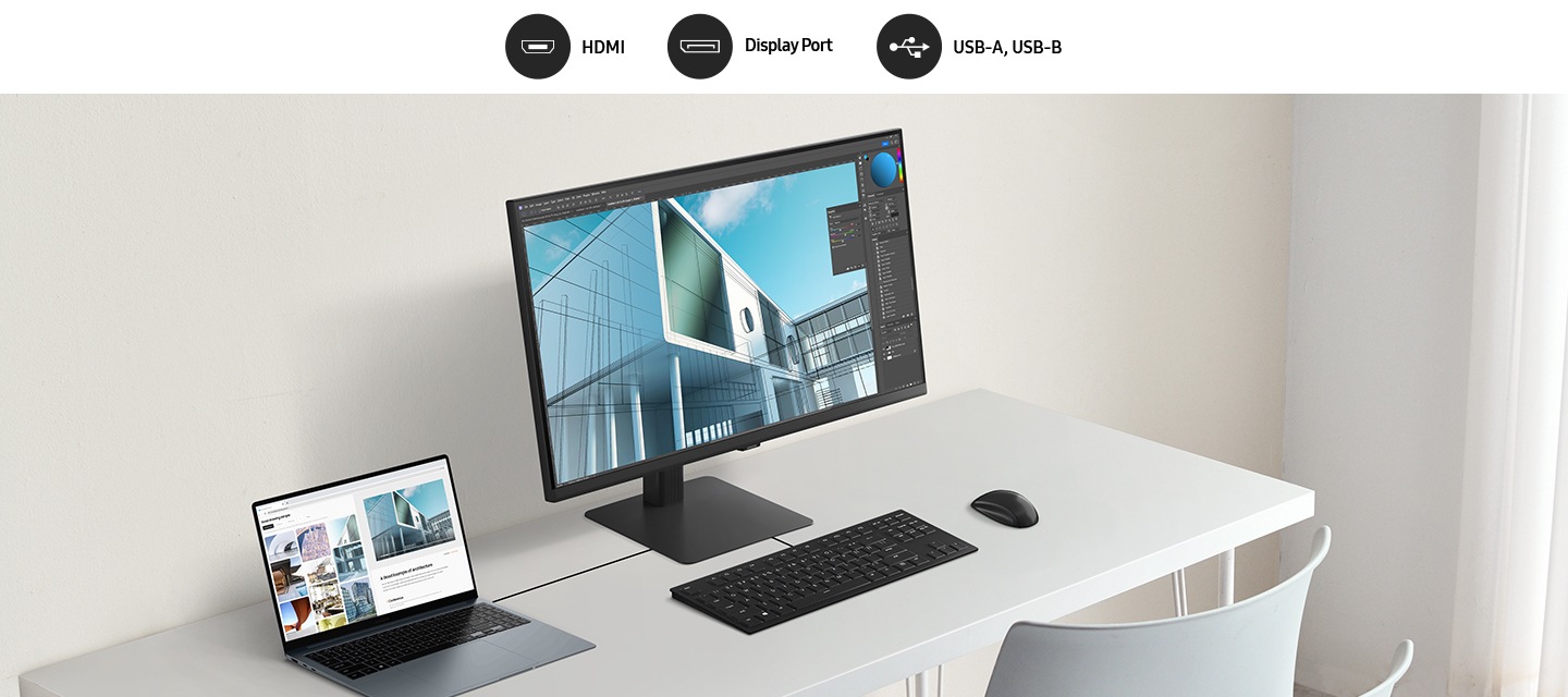 [데스크에 작업중인 모니터와 노트북PC, 키보드, 마우스, 스마트폰이 놓여져 있습니다.]