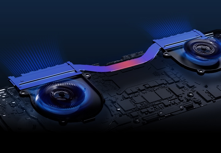 갤럭시 북6 프로의 내부 냉각 시스템은 히트 파이프, 더 커진 방열 핀, 저소음 팬 설계로 더욱 강력해 졌습니다. 열이 빠져나가는 모습을 그래픽 선을 통해 시각적으로 나타내며 더욱 빠른 열 방출을 강조합니다.