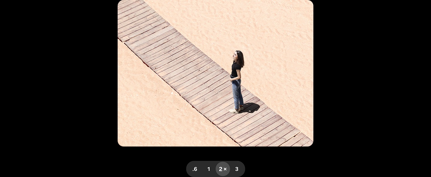 3배 줌으로 촬영한 풍경 사진입니다. 확대해도 디테일이 선명하고 또렷하게 유지됩니다.