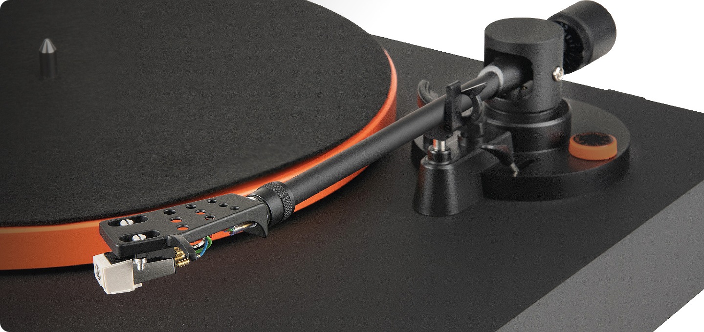 제품 상단의 헤드쉘 부분 확대 이미지 입니다.