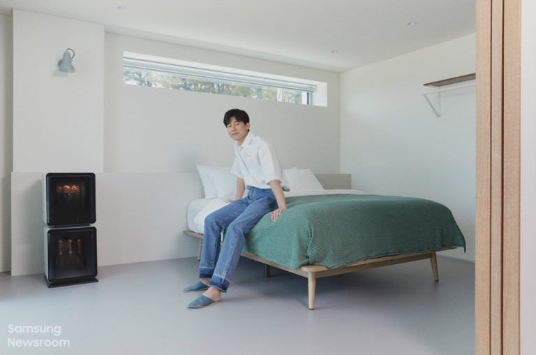 셀로판 비에서의 김무열씨