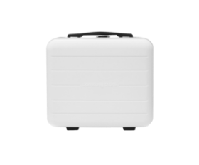 삼성스토어 레디백 화이트 컬러 모델 정면컷