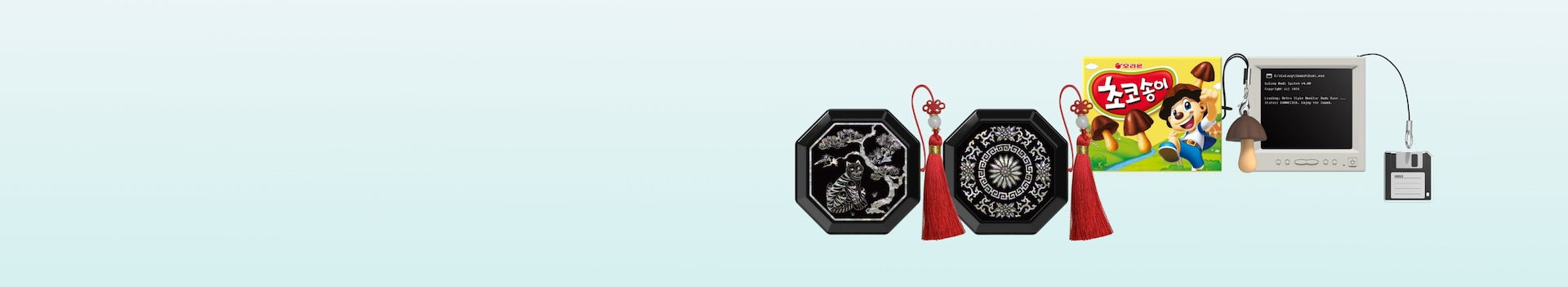 하늘색 그라데이션 배경에 버즈4, 버즈4 프로 케이스인 꽃 전통 문양, 호랑이 전통 문양, 초코송이, 레트로 CRT 모니터 케이스가 대각선으로 배열되어 있는 모습