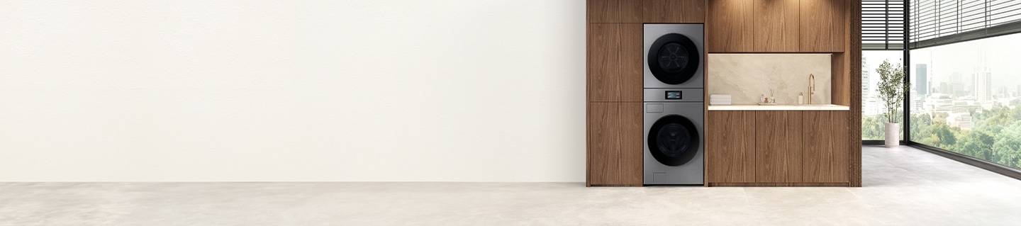 나무장 사이에 Bespoke AI 원바디가 설치되어 있는