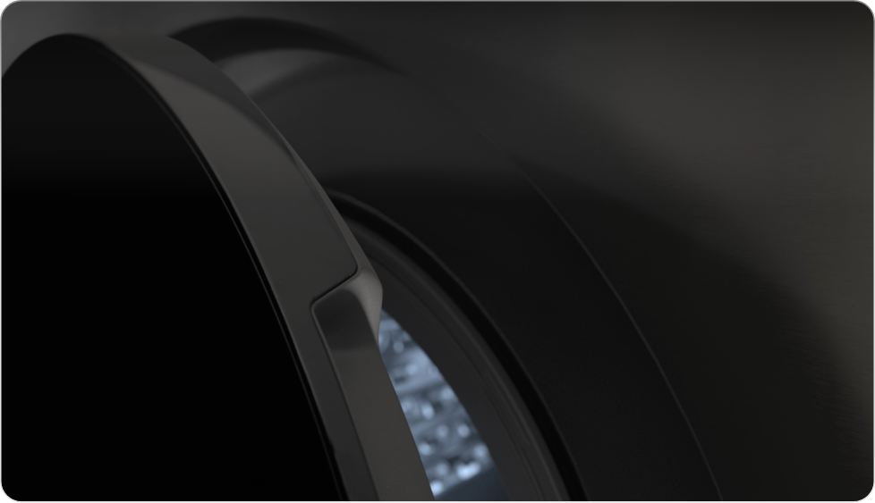 세탁기 문이 열려있는 모습