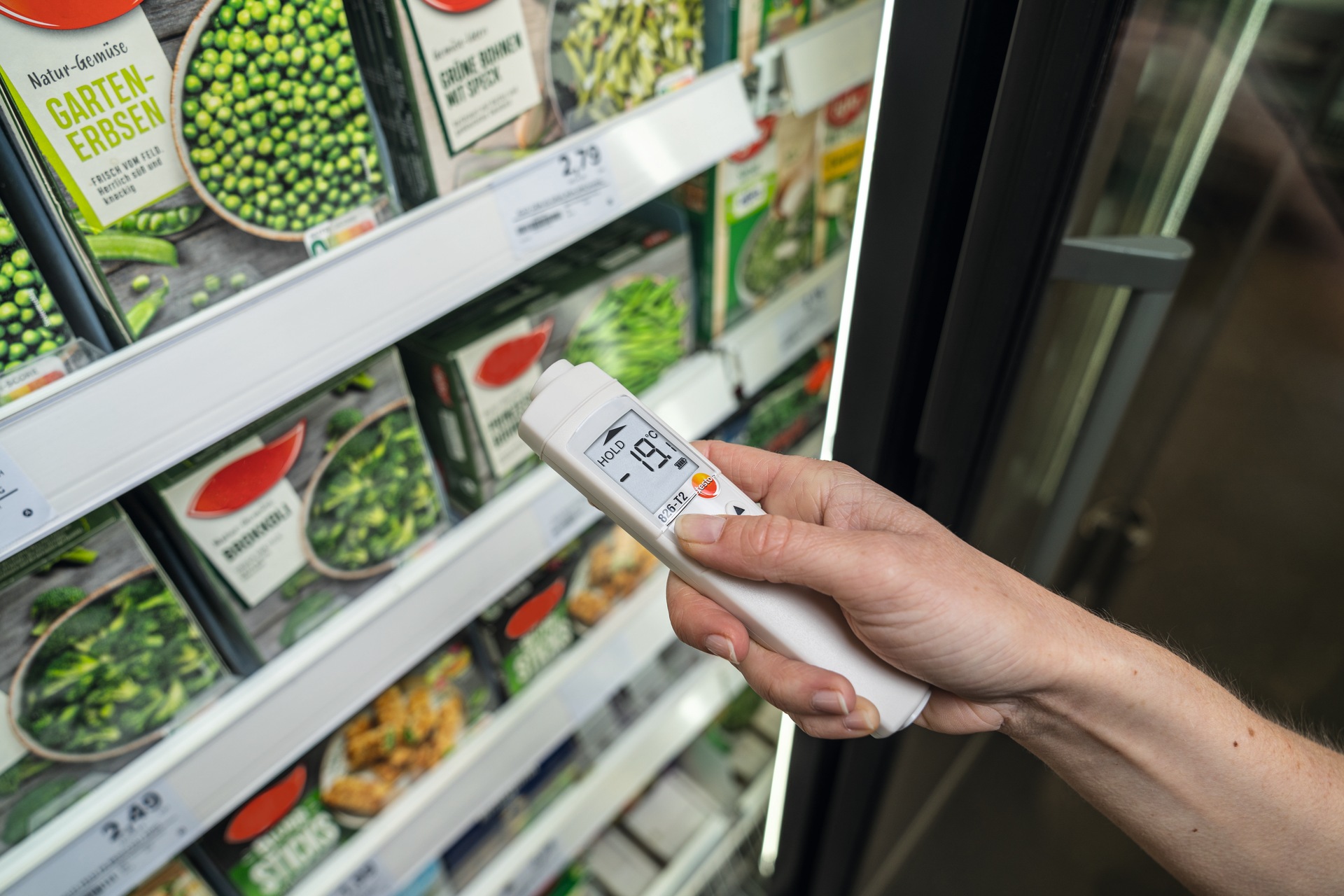 식품용 적외선 온도계 826T2 실사용 사례 4번째 이미지