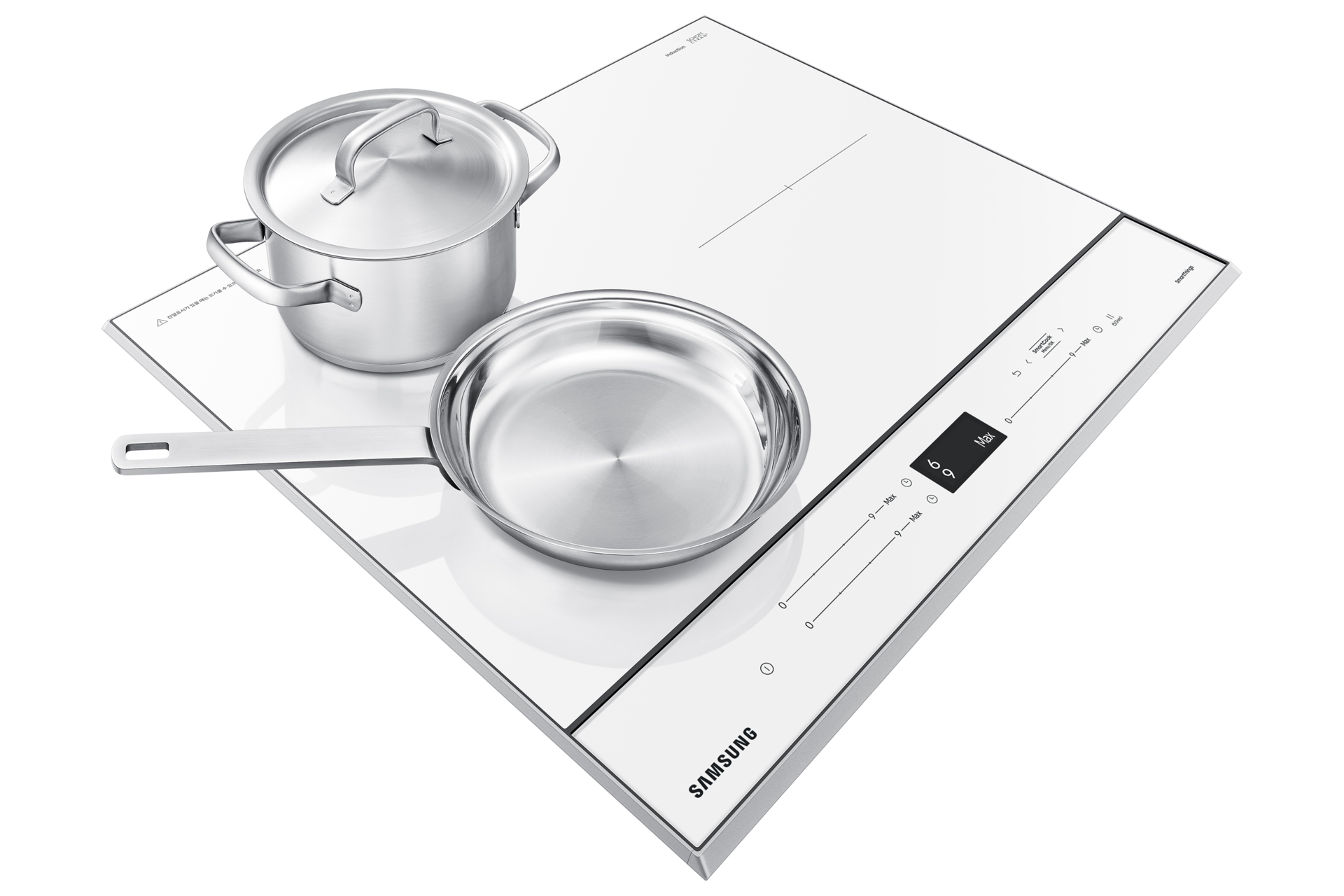 BESPOKE 인덕션 글램 화이트 제품 위 스텐 냄비와 프라이팬