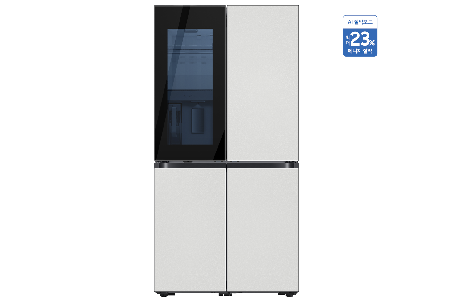 BESPOKE 정수기 냉장고 4도어 830 L 코타 화이트 정면, 우측 상단 AI 절약 모드 사용시 최대 23%까지 에너지 절약 태그 부착