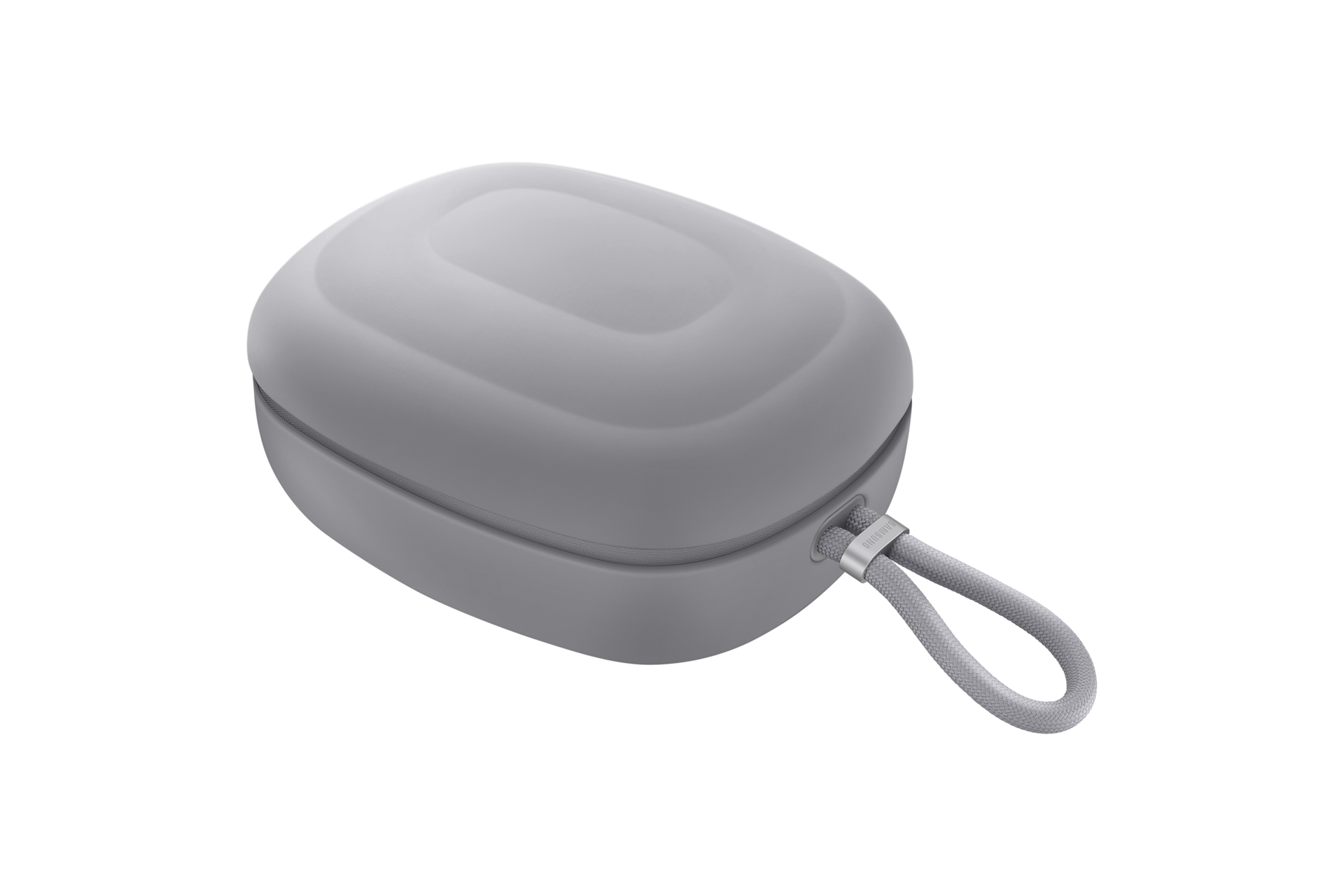 갤럭시 XR 트래블 케이스 (실버 쉐도우) 뚜껑이 닫힌 좌측으로 30도 틀어진 이미지