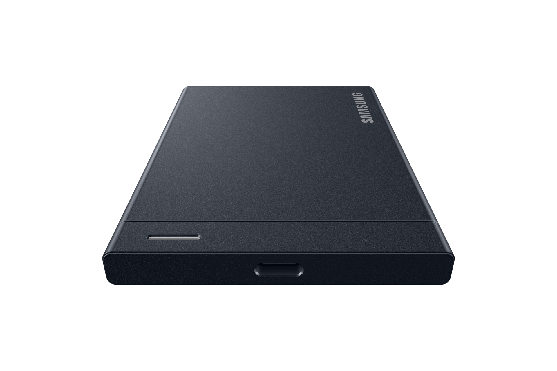 외장 SSD P9 USB4 2TB 블랙 바닥에 놓여있는 이미지