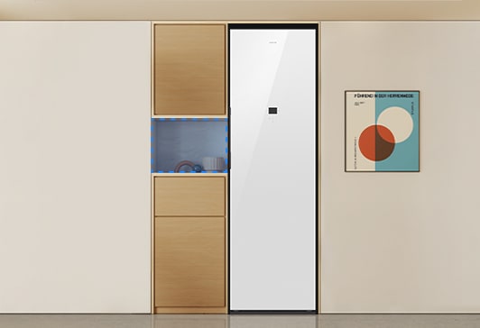 박스장 안에 Bespoke AI 에어드레서가 있고, 좌측에는 홈바장이 있습니다.