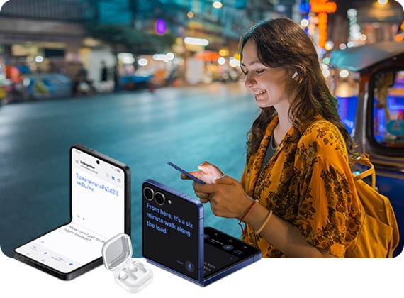 한 사람이 여행 중 통역 기능을 사용해 다른 언어로 소통하고 있습니다. 그 다음으로 두 대의 갤럭시 Z플립7 기기가 갤럭시 버즈4 프로 한쌍과 함께 나타나고, 각각 메인 디스플레이와 커버 디스플레이를 드러내고 있습니다. 두 대의 갤럭시 Z 플립7 기기 모두 플렉스 모드 상태로 있고 통역 기능이 활성화되어 있습니다. 통역 기능이 사용자의 언어로 텍스트를 번역하고 있습니다.