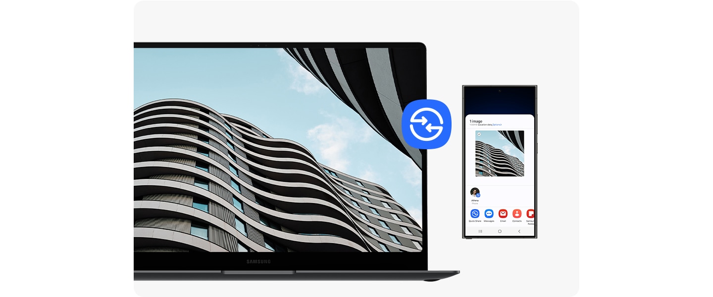 갤럭시 S24 울트라 화면에서 선택한 건물 이미지가 퀵셰어를 통해 갤럭시 북5 프로로 공유되고 전체 화면으로 열립니다. 퀵셰어 아이콘이 표시됩니다.