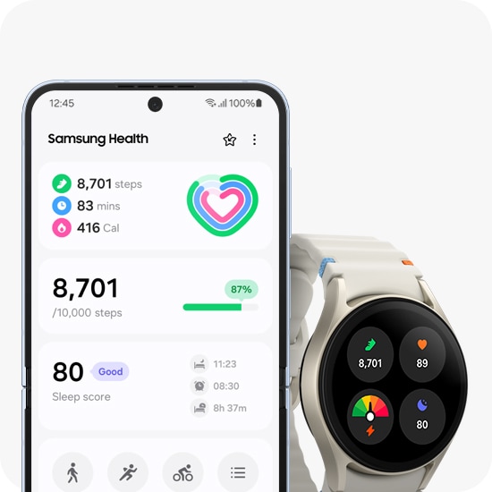 갤럭시 워치7이 일일 활동량을 표시하고 페어링된 삼성 갤럭시 스마트폰이 삼성 헬스 앱에서 수면 시간, 걸음 수 그리고 소모된 칼로리 등을 포함한 상세한 활동 통계를 표시하고 있습니다.