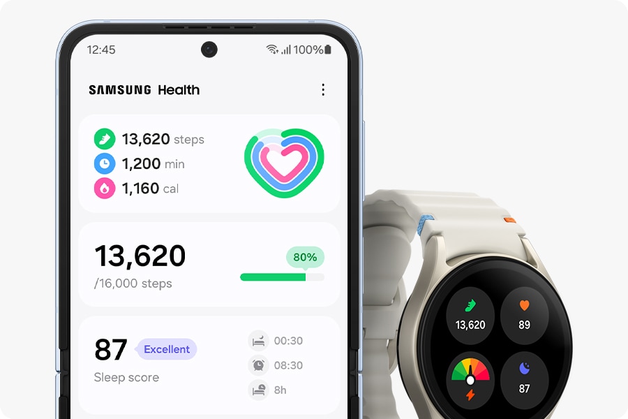 갤럭시 워치7이 일일 활동량을 표시하고 페어링된 삼성 갤럭시 스마트폰이 삼성 헬스 앱에서 수면 시간, 걸음 수 그리고 소모된 칼로리 등을 포함한 상세한 활동 통계를 표시하고 있습니다.