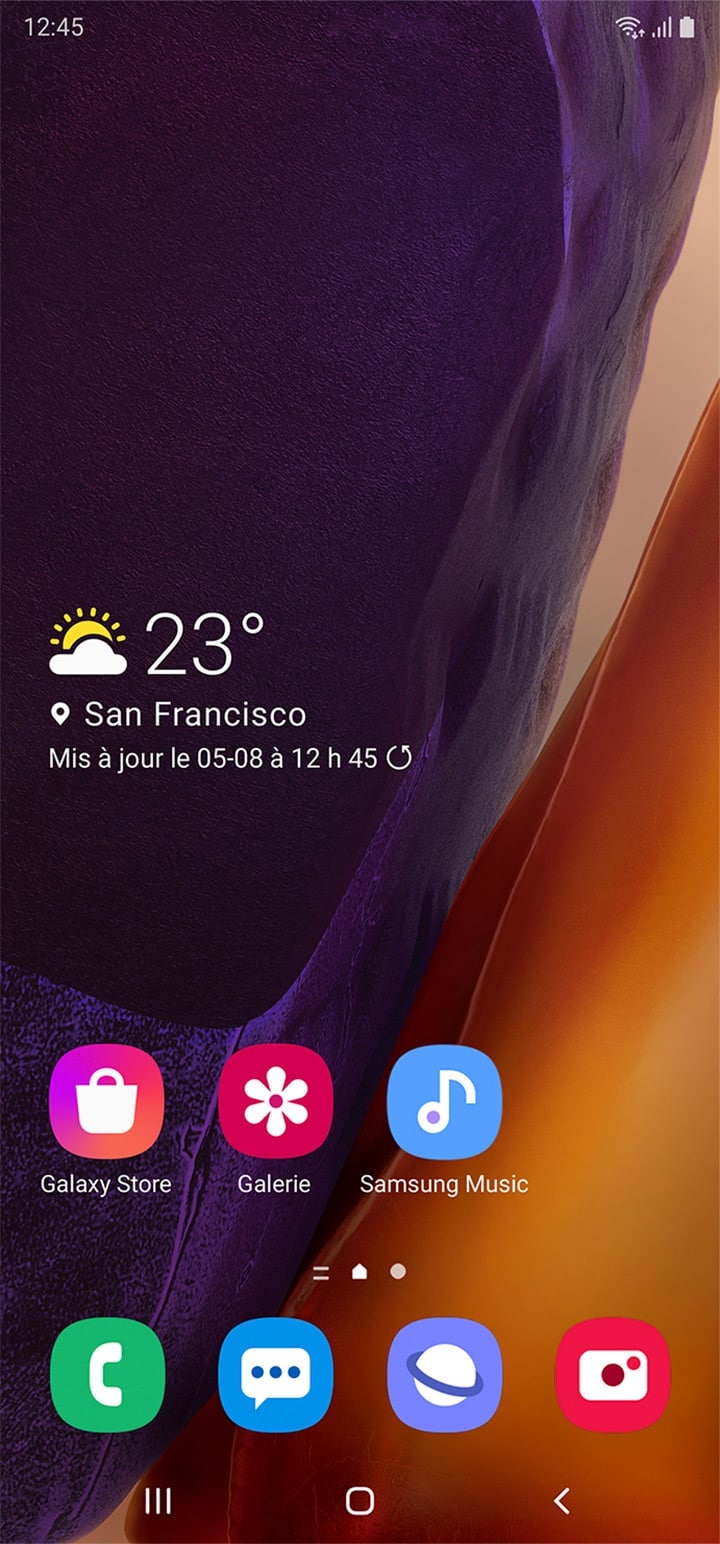 Galaxy Note20 Ultra vu de face avec l’écran d’accueil affiché. Cela illustre comment vous pouvez faire du multitâche avec des applications mobiles sur votre ordinateur tout en utilisant votre téléphone.