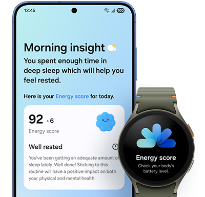 Galaxy S25 plus este vazut dinspre ecranul principal. Now Brief este activ. Morning Insight prezinta Energy Score al zilei, care a fost, de asemenea, sincronizat cu Galaxy Watch.