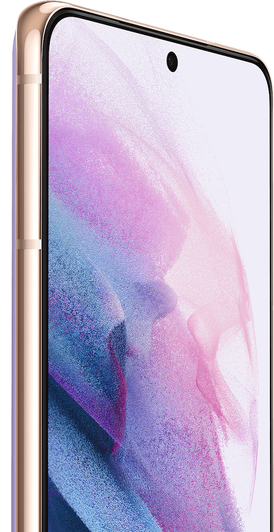 هاتفان من فئة Galaxy S21 Plus 5G بلون بنفسجي فانتوم، أحدهما معروض من الأمام والآخر من الخلف، حيث يظهر على شاشة الهاتف الأول صورة خلفية على شكل رسم بنفسجي مع شرح لكاميرا السيلفي 10MP.