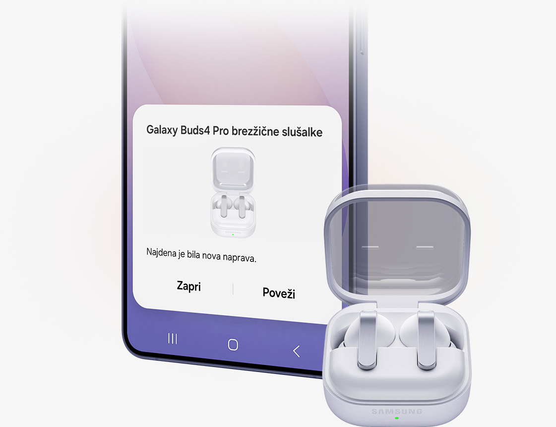 Galaxy pametni telefon s pojavnim oknom za enostavno povezovanje na zaslonu, ki prikazuje, kako enostavno je povezovanje z Galaxy Buds4 Pro brezžičnimi slušalkami. Na desni strani Galaxy pametnega telefona je par Galaxy Buds4 Pro brezžičnih slušalk v polnilnem etuiju z odprtim pokrovom.