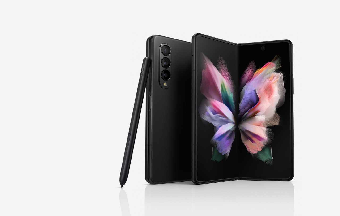 Bút S Pen Galaxy Z Fold3, chuẩn kháng nước IPX8, camera trước ẩn dưới màn hình